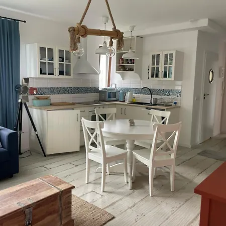 Lebska Ostoja Apartamento *